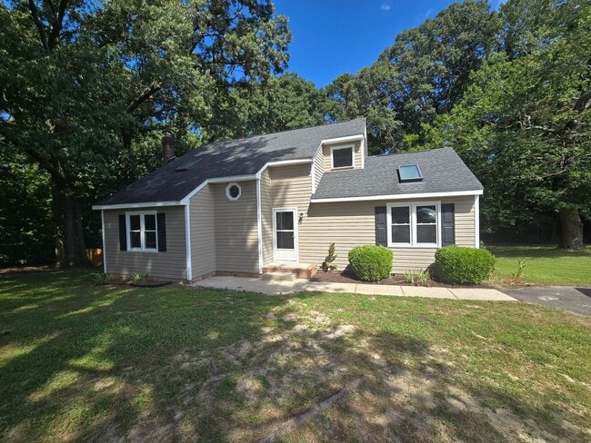 Building Photo - FULLY REMODELED 3 BR HOUSE IN PRINCE GEORG...