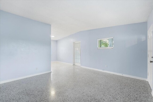 Photo - 1418 Beatrice Dr