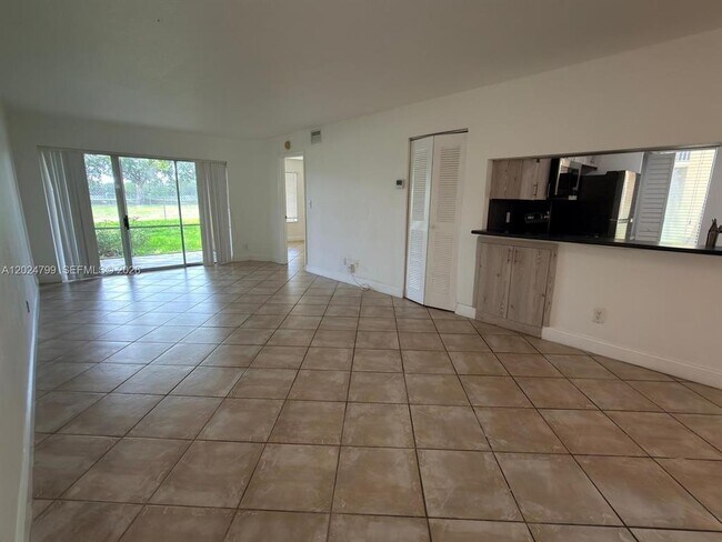 1025 Coral Club Dr Unit 1025 Coral Club Dr