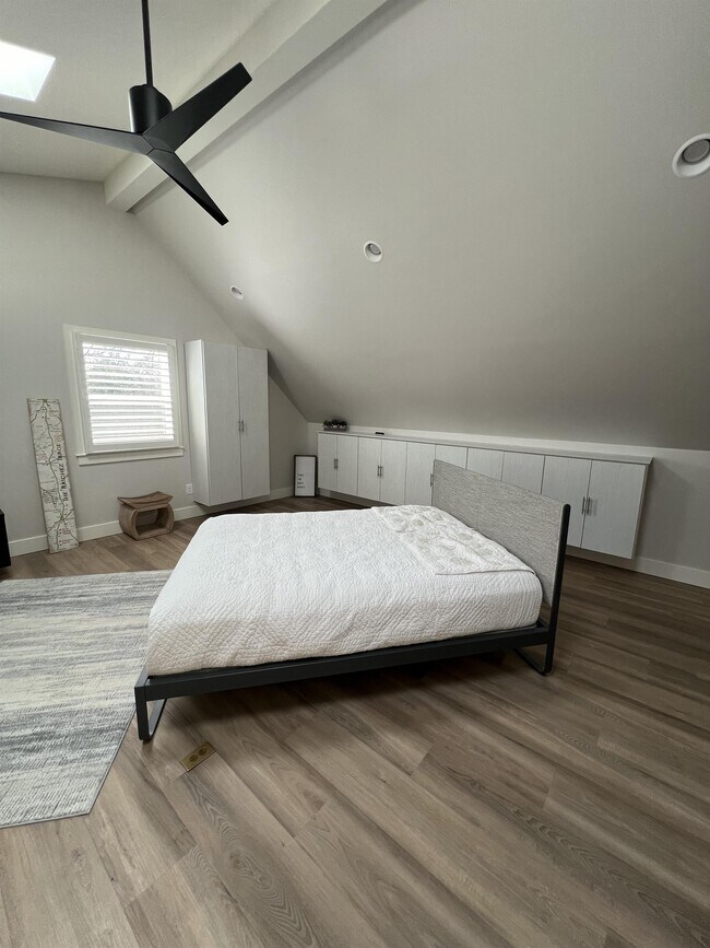 Photo - 305 Bel Aire Dr