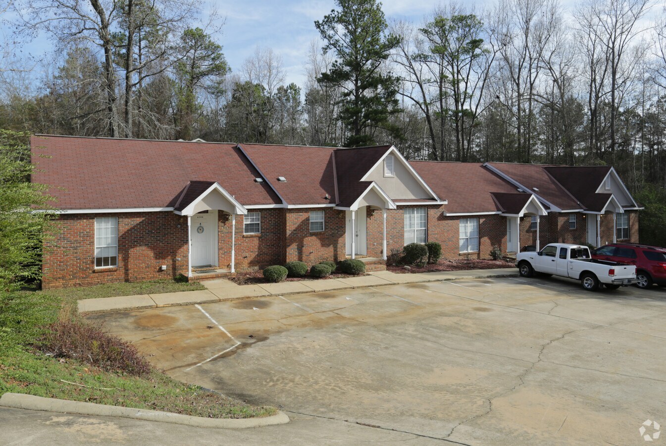 Photo - 6208 Cross Tie Ct Apartments