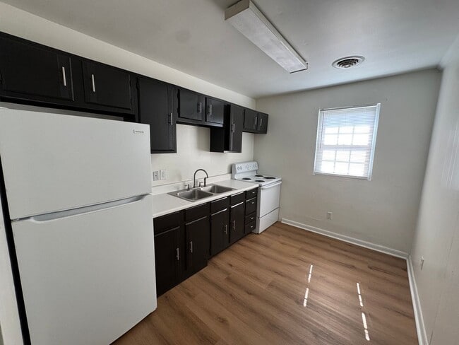 Photo - 1901 Cleveland Ave Unit 1901 Cleveland Ave Apt A