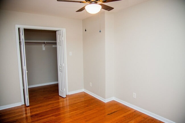 Photo - 2002 Idlewood Ave Unit Apt #2nd Fl B