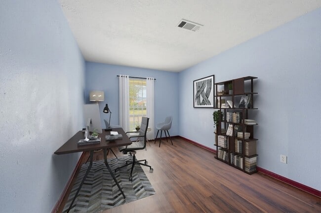 Photo - 7015 Pella Dr