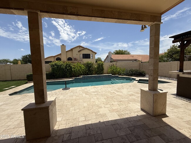 Photo - 3611 N 109th Dr