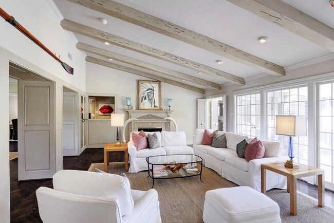 Building Photo - 5508 Candlewood Dr