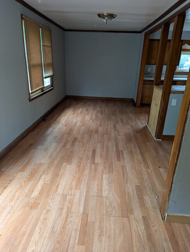 Photo - 1128 N Main St