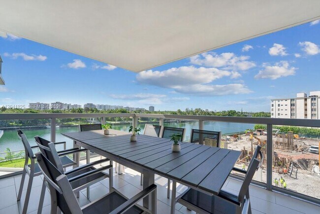 9261 E Bay Harbor Dr Unit 507