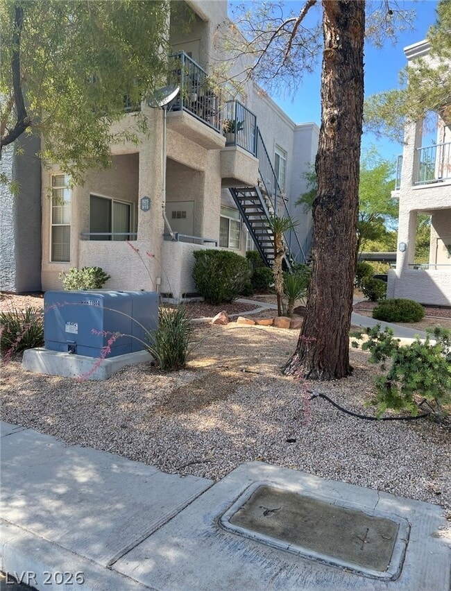 Photo - 2201 Ramsgate Dr Unit 915