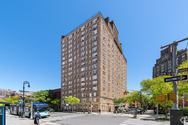 Photo - 299 W 12th St