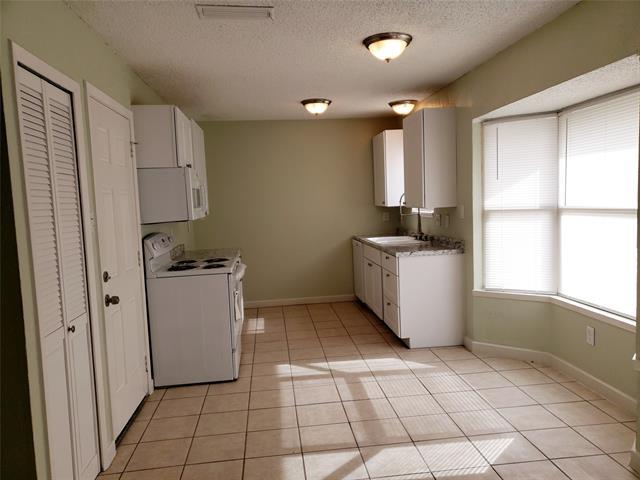 Photo - 1202 Toyah Creek Ln