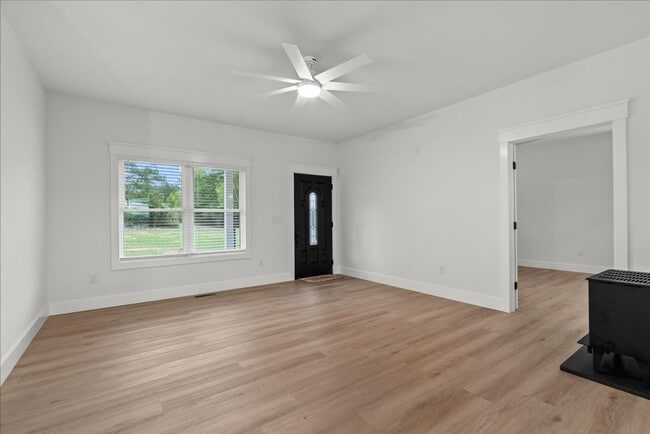 Photo - Magnolia Drive is Ready for YOU!