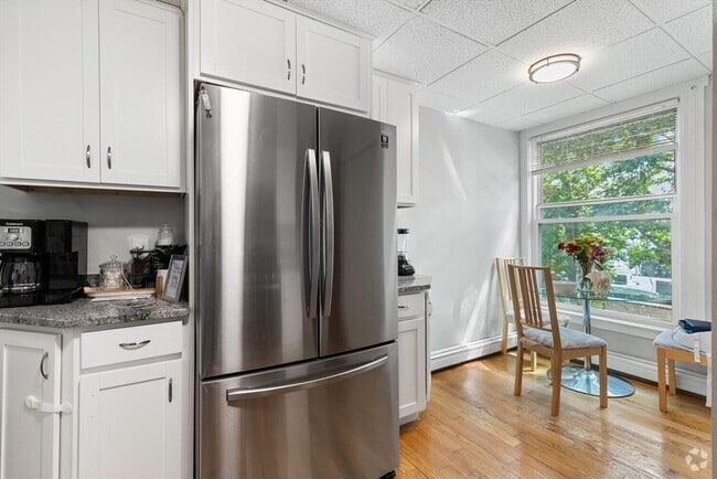 Building Photo - 24 Whitehead Ave Unit 3 Rental