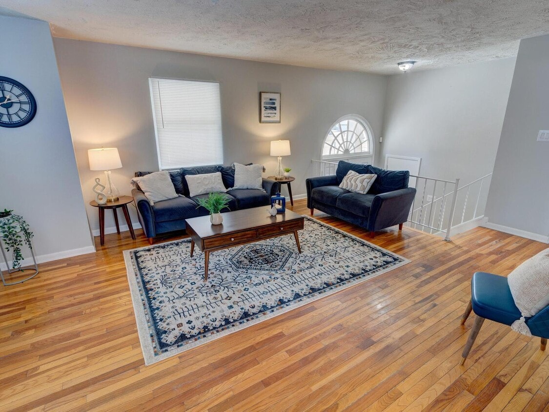 Photo - 1252 Goldenrod Dr