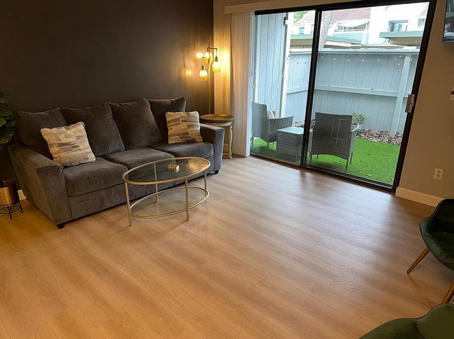 Photo - 750 Del Verde Cir Unit 1