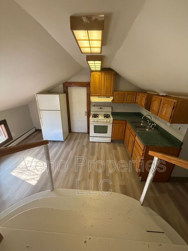 Photo - 43 McCrea St