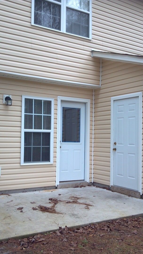 Photo - MOVE IN READY!!