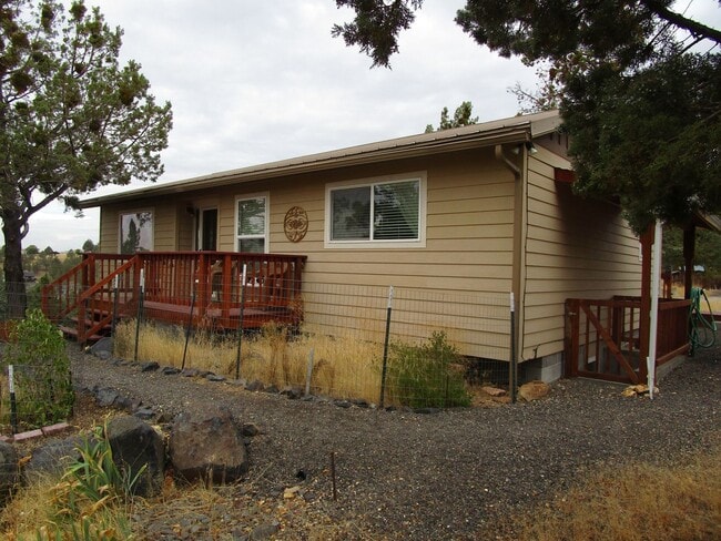 Photo - Spacious 2 Story, 2 Bedroom, 2 Bath Home o...