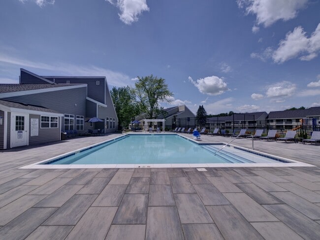 Colonie East Apartments