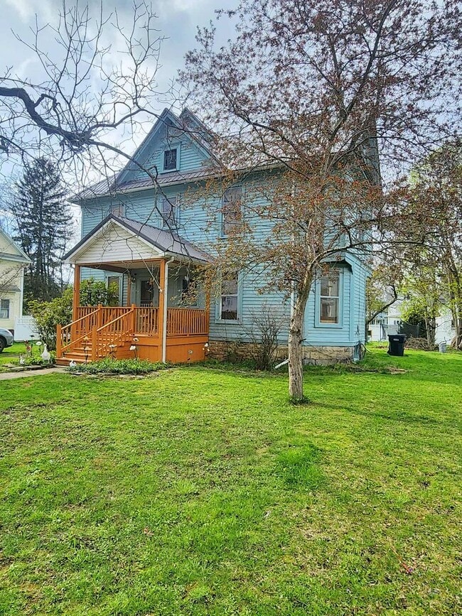 Photo - Rare Portville Rental! 4 Bedrooms with 4 Bathrooms! Apply today! Not furnished - owner is relocat...
