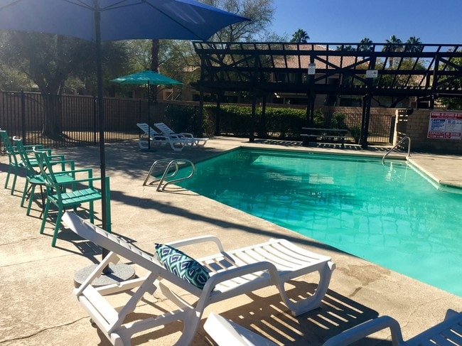 Photo - Shadow Hills Townhomes