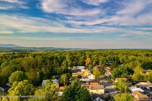 Photo - 3714 Main St