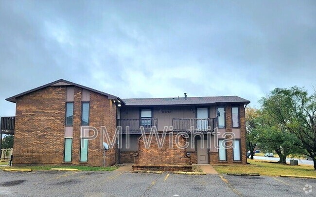 Building Photo - 6832 W Par Ln Unit #4 Rental