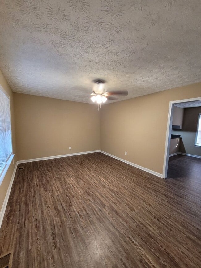 Photo - For Rent - Hart County - Fay Kight Circle - Three Bedroom and Two Bathroom Home