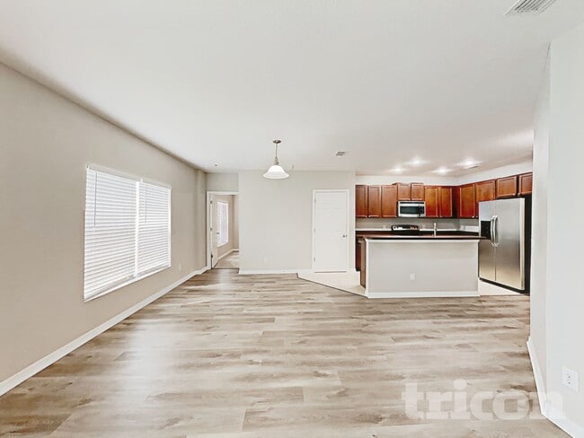 Photo - 2754 Painted Rock St