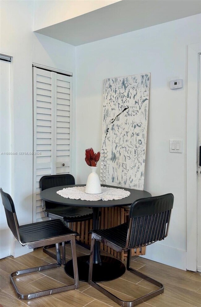 Photo - 1502 Jefferson Ave Unidad 108