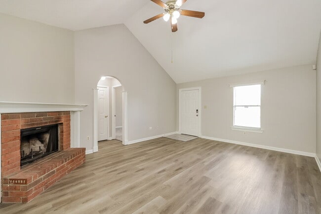 Photo - 4557 Cottage Hill Cove