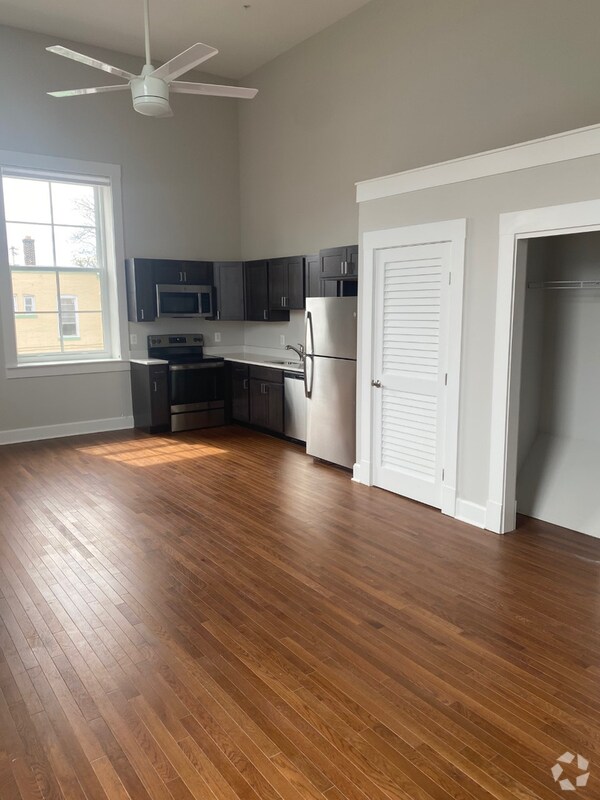 Building Photo - 3100 Greenmount Ave Unit 4 Rental