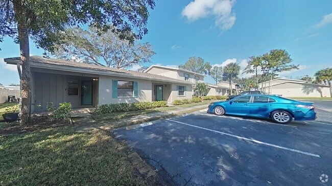 Building Photo - 2131 Ridge Rd S Unit 107 Rental