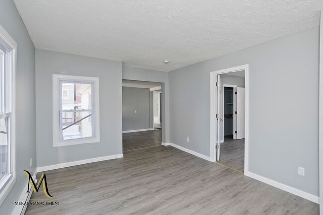 Photo - 129-131 Center Street Unit Second Floor