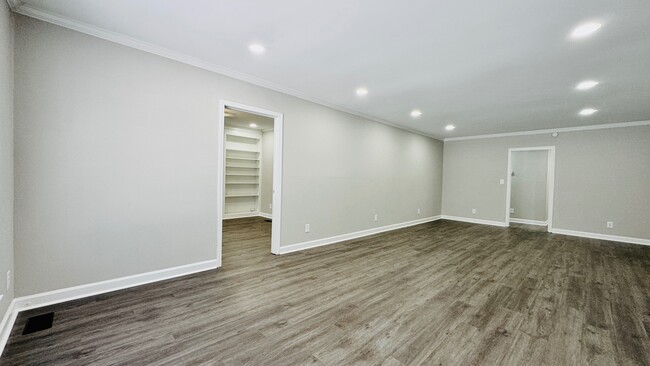 Photo - 815 W Palmetto St Apartment