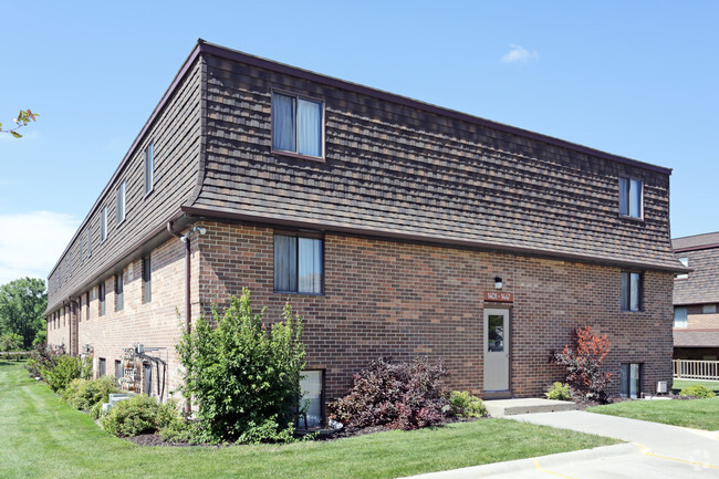 Park Place Apts | University of Iowa | Off-Campus Housing Search