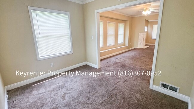 Photo - 4 Bed, 1 Bath Home available now!