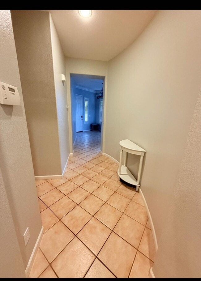 Photo - 108 Thelen Ct