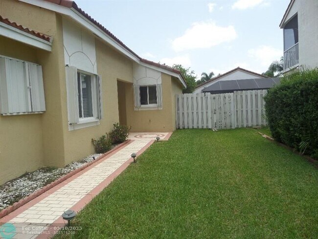 Photo - 2003 NW 178th Way