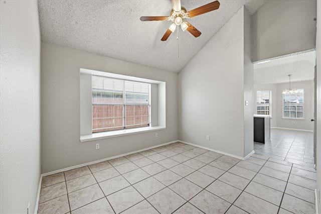 Photo - 2338 Stillwater Dr