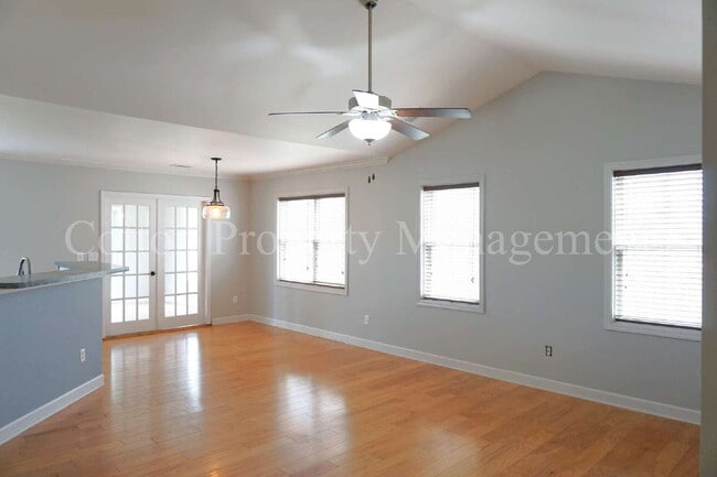 Photo - 2018 Willow Stone Ct