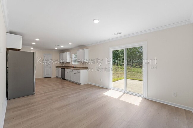 Photo - 5057 Needle Palm Rd NW