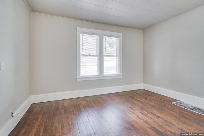 Photo - 528 5th St Unit 528