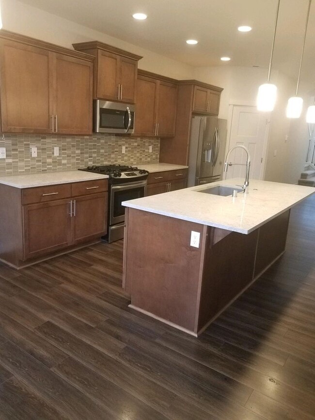Photo - 4 Bedroom Home in Silverdale's Woodbridge Community!