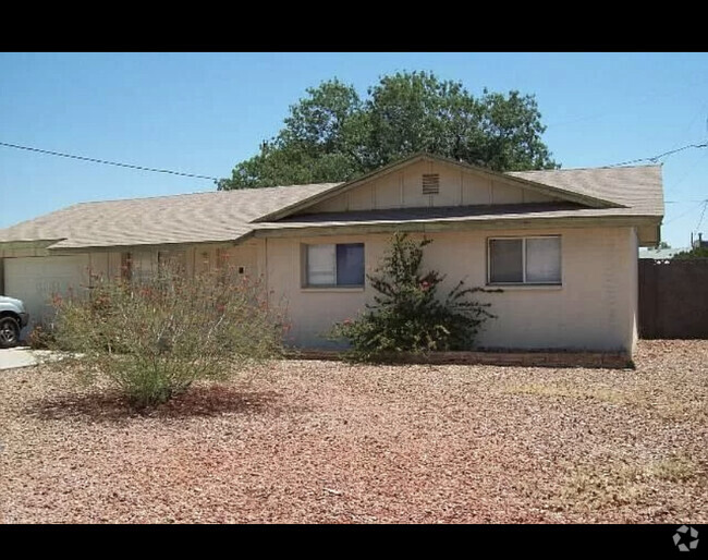 Building Photo - 1703 S Hardy Dr Rental