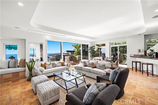 Photo - 1050 Skyline Dr