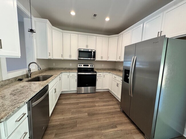 Photo - End Unit Luxury Townhouse in Campbell County