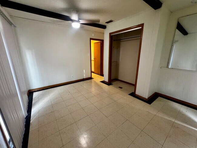 Photo - 4100 Emerson St