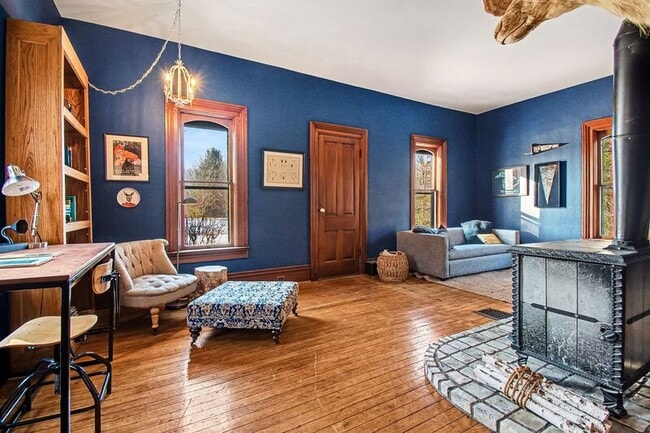 Photo - 704 24th Ave