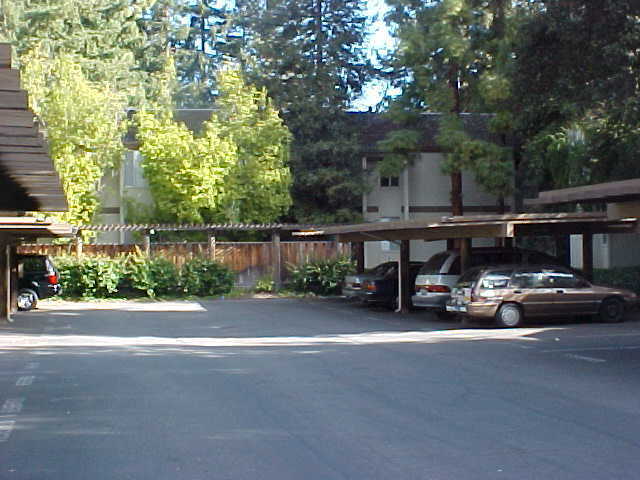 Building Photo - 2 bedroom, 1 bath condo in Mountain View Unit 95